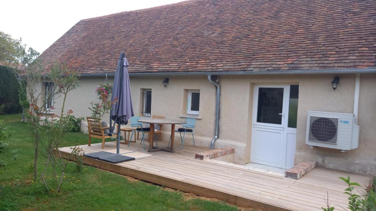 Logement Independant Tour-en-Sologne Exterior foto